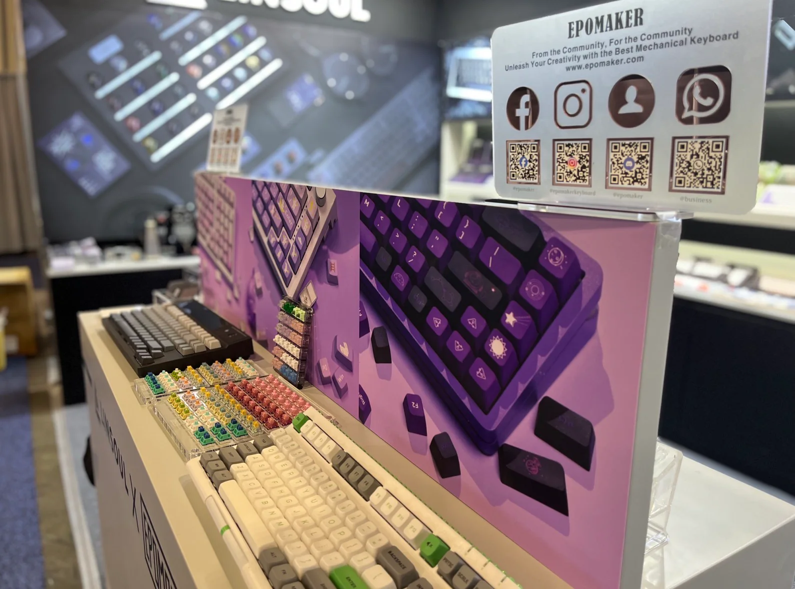 5ad79401cf27212eff22a62b1b68af14